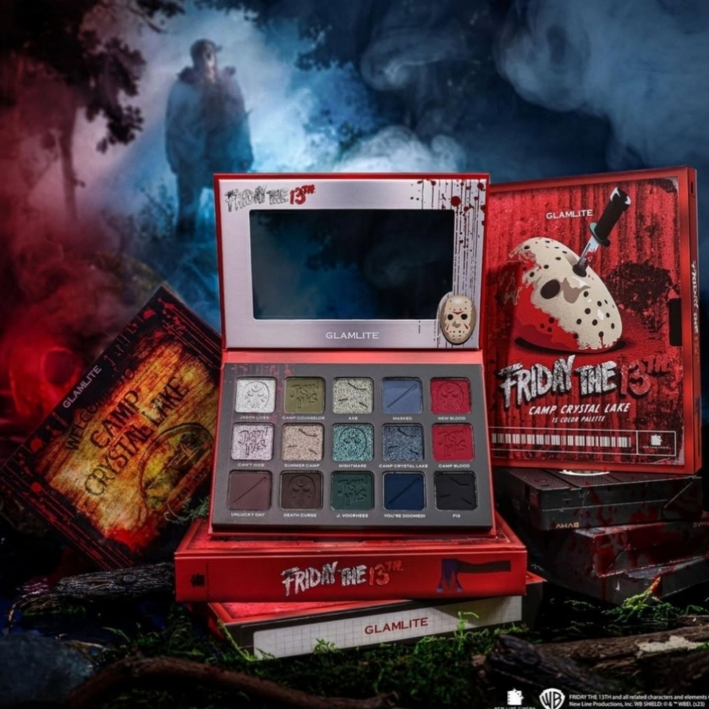 Friday the 13th "Camp Crystal Lake" Eyeshadow Palette - Picture 2 of 11